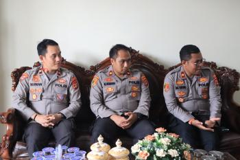 Bakti Sosial Yayasan Ananta Hira: Uluran Tangan untuk Keluarga Korban Penembakan di Lampung.