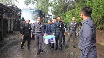 Bantuan Sosial Yayasan Ananta Hira dengan Sespimmen Sespim Lemdiklat Polri di Pondok Pesantren Baitul Jannah