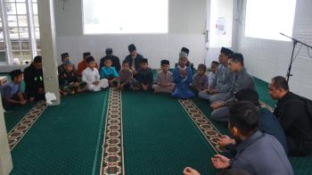 Bantuan Sosial Yayasan Ananta Hira dengan Sespimmen Sespim Lemdiklat Polri di Pondok Pesantren Baitul Jannah