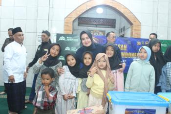 Bantuan Sosial Yayasan Ananta Hira dengan Sespimmen Sespim Lemdiklat Polri di Pondok Pesantren Tafrihul Fuadi
