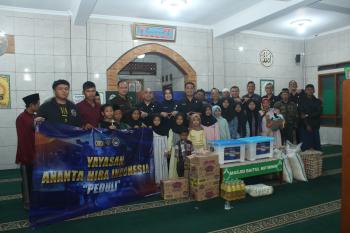 Bantuan Sosial Yayasan Ananta Hira dengan Sespimmen Sespim Lemdiklat Polri di Pondok Pesantren Tafrihul Fuadi