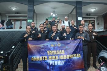 Bantuan Sosial Yayasan Ananta Hira dengan Sespimmen Sespim Lemdiklat Polri di Pondok Pesantren Tafrihul Fuadi