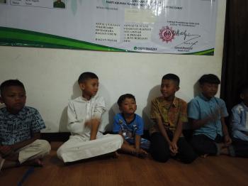 Bantuan Sosial Yayasan Ananta Hira dengan Sespimmen Sespim Lemdiklat Polri Di Pondok Pesantren Tunas Bangsa